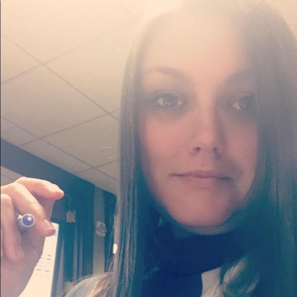 Meet your Posher, Candace